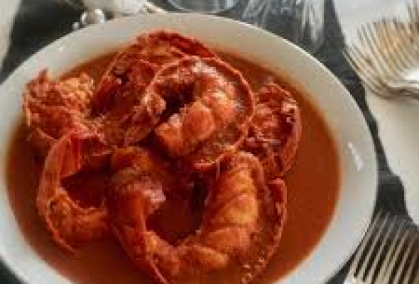 LANGOUSTE (SAUCE TOMATE)