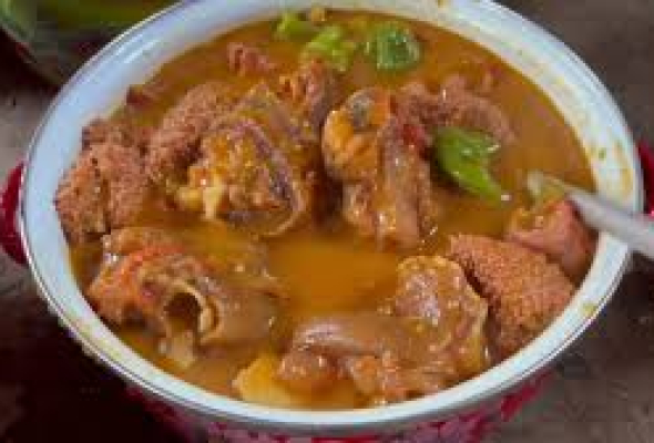 SOUPE DE PATE DE BOEUF