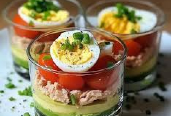 VERRINE D'AVOCAT AUX OEUFS