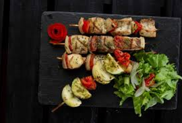 BROCHETTES DE MEROU