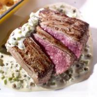 Filet de charolais au poivre vert ou noir ou roquefort