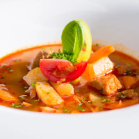 SAKA-SAKA