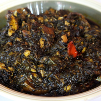 SAUCE FEUILLE ( Poulet , crabe , poisson fumé )