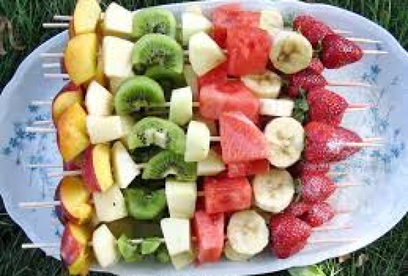 BROCHETTE DE FRUITS
