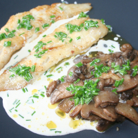 Blanc de mérou sauce crème poivre vert ou crème champignon