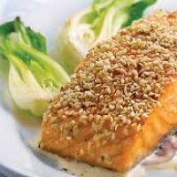 Filet de saumon à la croute de sesame